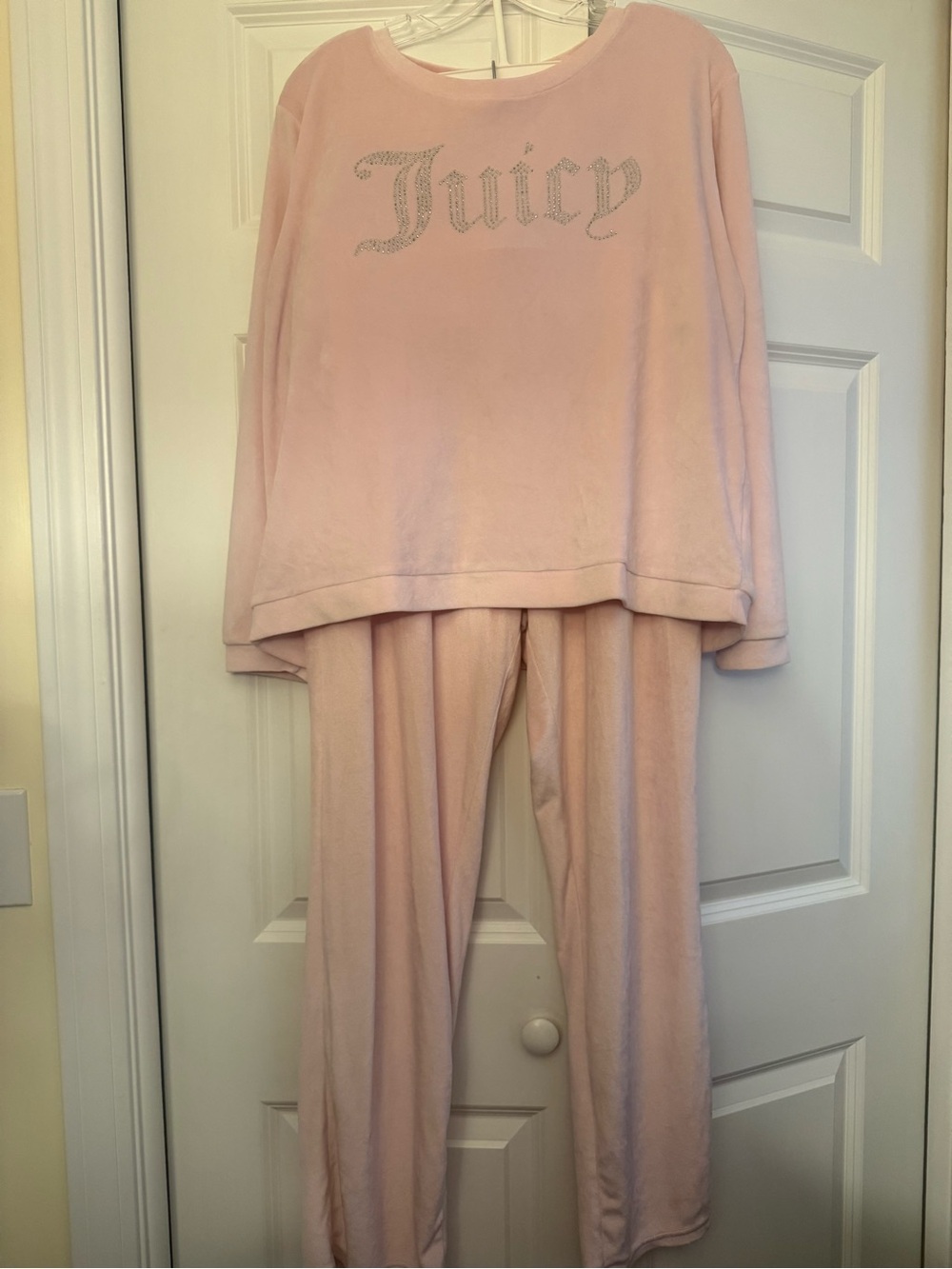 Juicy Couture Light Pink Velour Lounge Set